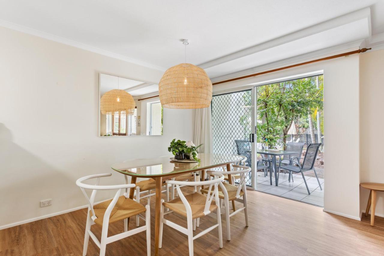 אפרטהוטל נוסוויל Sunset Cove Noosa מראה חיצוני תמונה